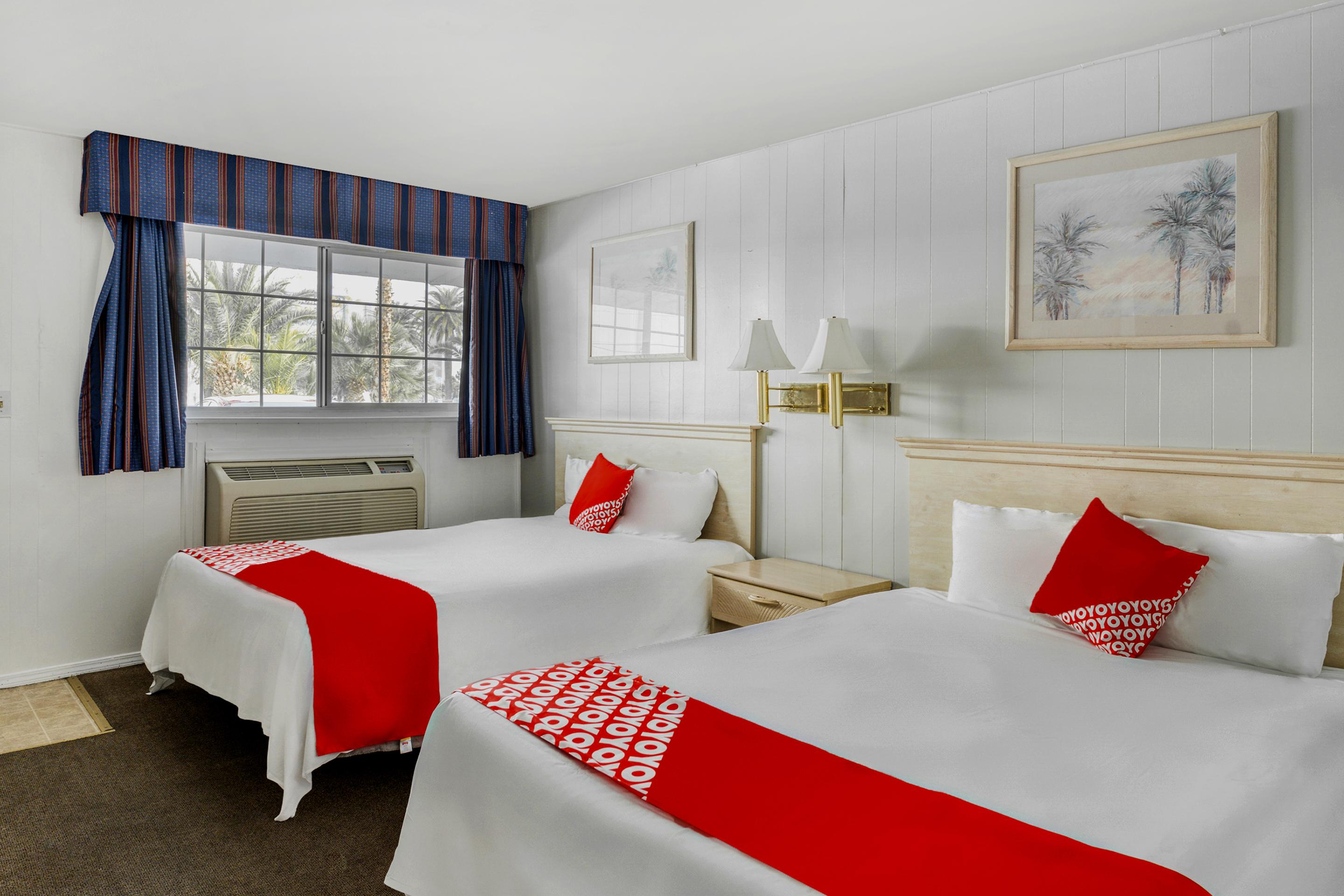 Oyo Gateway Motel Las Vegas North Strip/Fremont St. Area מראה חיצוני תמונה