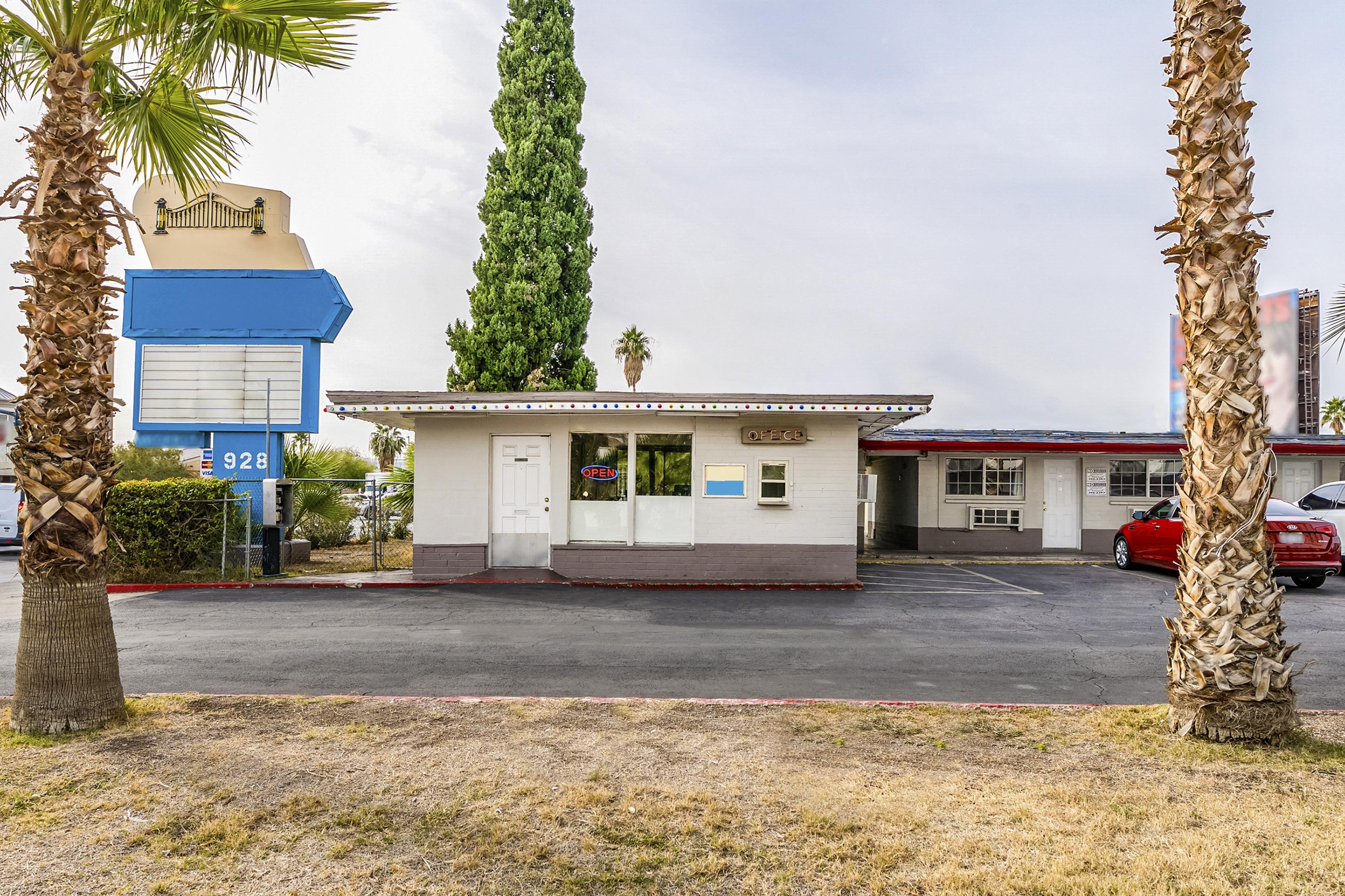 Oyo Gateway Motel Las Vegas North Strip/Fremont St. Area מראה חיצוני תמונה